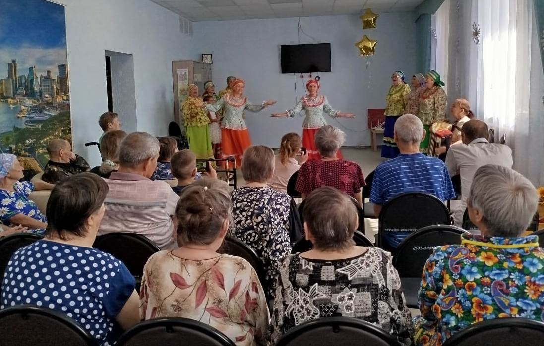 Праздничный концерт ко Дню семьи, любви и верности